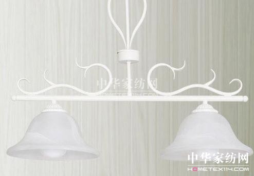 白色絕美燈飾演繹客廳普羅旺斯風情