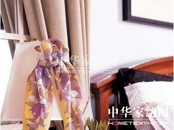 優雅真絲布藝為單身公寓增添女性氣息