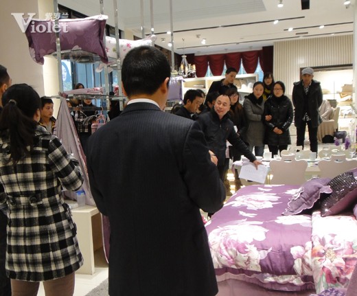 紫羅蘭2012新品上市陳列考核圓滿結束