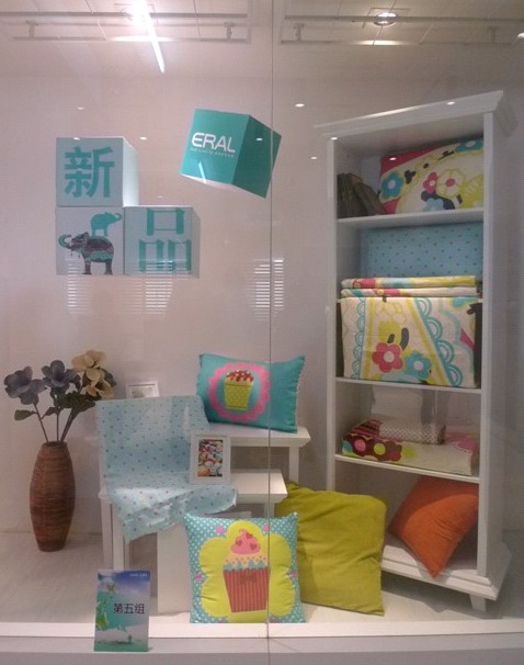 艾萊依2012春夏新品上市培訓會陸續舉行