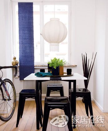 小戶型餐廳角落里的文藝清新范