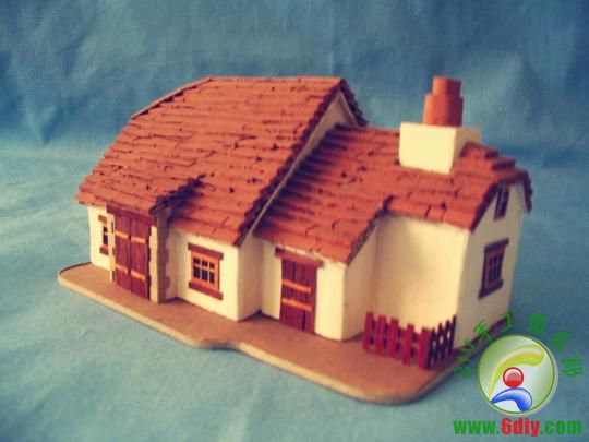 父親的手工紙做小房子