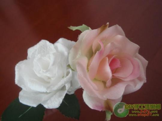 紙做的玫瑰花