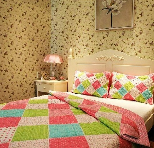 糖果色小物也能營造浪漫氣息