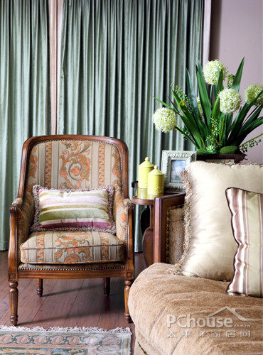 流行風(fēng)格色彩 打造別樣餐廳 清純不失俏皮九大春日粉嫩空間搭配(三)