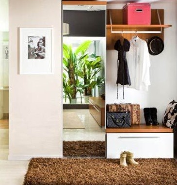 玄關處的衣帽間空間的合理利用