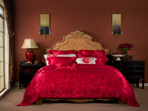 夢潔THEQUEEN春夏新品優雅上市