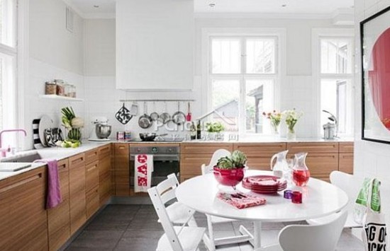 ����ɫ�i�ӵ��L��