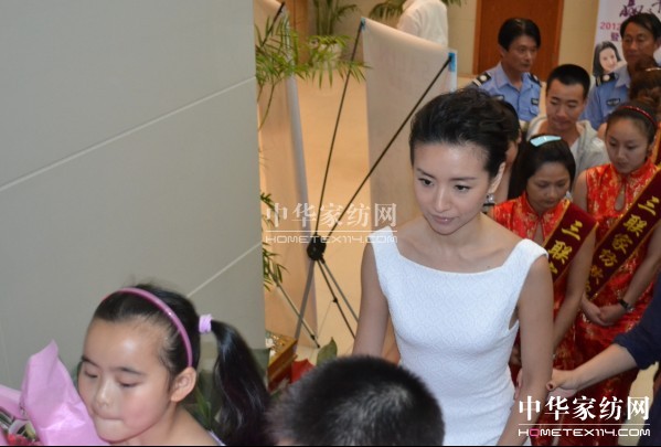 “潔同心贏未來”三聯(lián)家紡高峰論壇召開