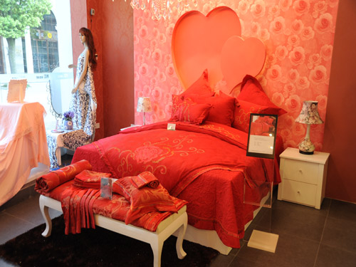 ���Ҽ���c�����^������鼆�zӰ����