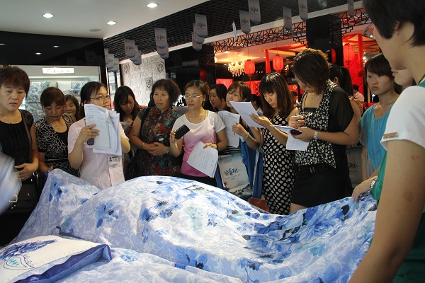 雨蘭2012秋冬新品訂貨會魅力文化床品亮點云集