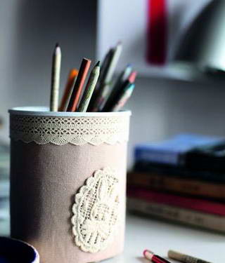 家居裝飾給廢物穿上帶花邊外衣