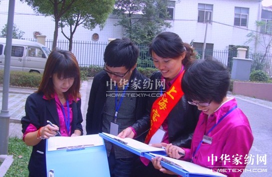 寶縵家紡江陰店:會員招募進小區