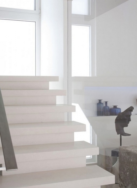 “海貝殼”大宅非傳統的摩登建筑