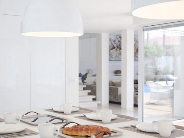 “海貝殼”大宅非傳統的摩登建筑