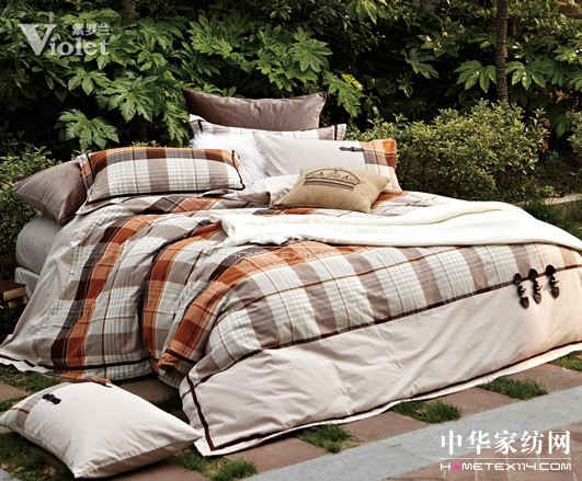 秋濃人淡紫羅蘭為您清雅上妝