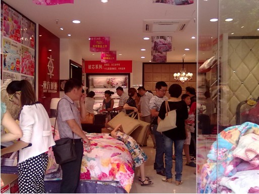 東方刺繡武漢南昌衡陽(yáng)專賣(mài)店齊開(kāi)業(yè)