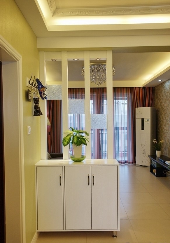 溫暖舒適90平二居暖黃色調(diào)裝飾