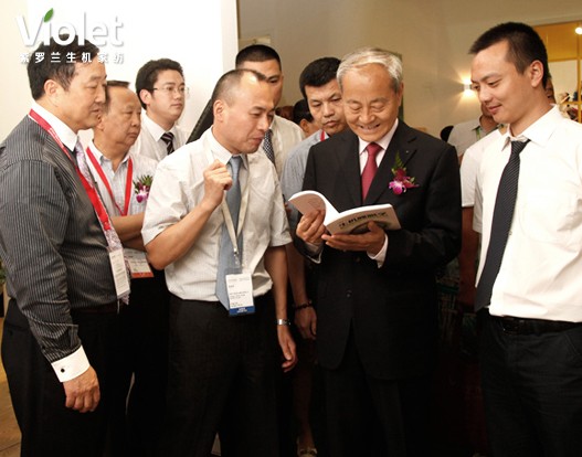 紫羅蘭生機家紡盛裝亮相2012家紡展