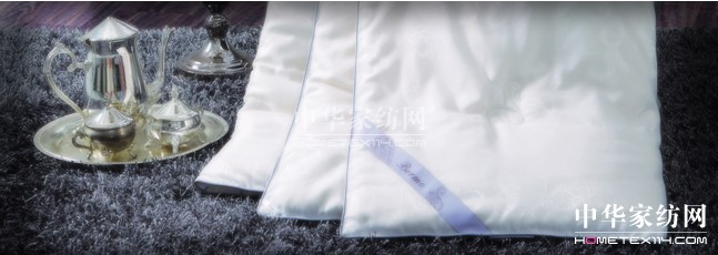 千里姻緣一線牽寶縵金秋送祝福