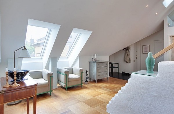 藍白交響曲北歐風格屋頂公寓設計