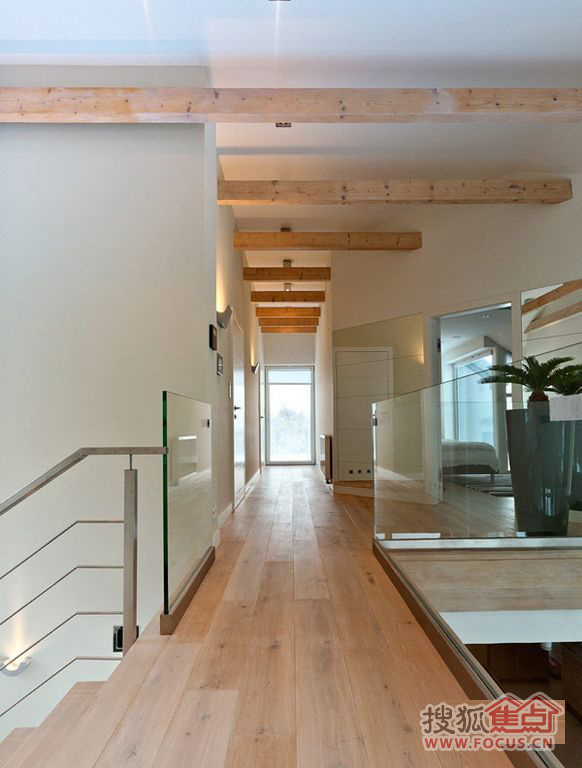 色彩美艷公寓時尚高雅之家