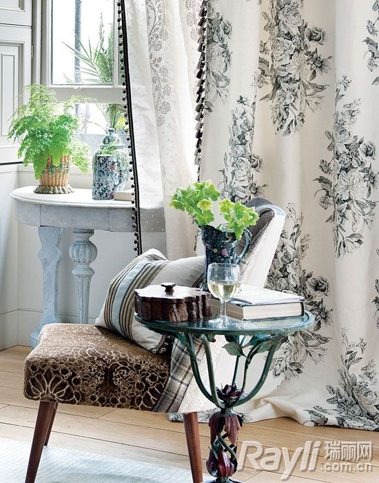 �ڰ�ӡ������(y��u)�|(zh��)Ů�p���