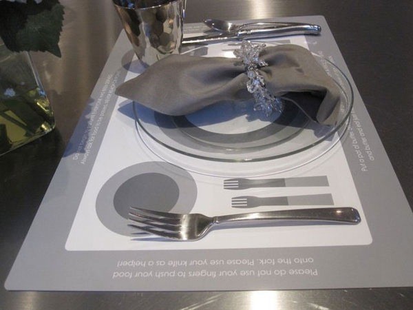 風格各異的創(chuàng)意餐桌布