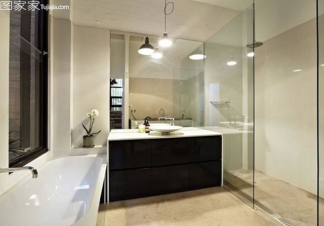 �_�Ų͏N���ܺڰ׺��s�L