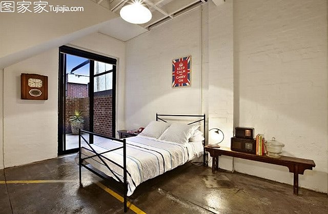 開放餐廚享受黑白簡約風