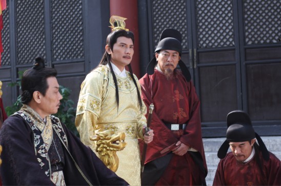 《隋唐英雄》包小柏演楊勇與戲骨對戲