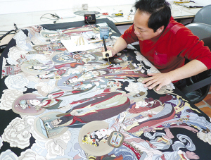 陳榮浩:絲綢畫演繹民族風