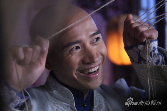 《王者清風》何晟銘版乾隆成90后富二代