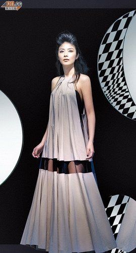 陳慧琳今年上春晚不在港 跟兒子視頻聊天度歲