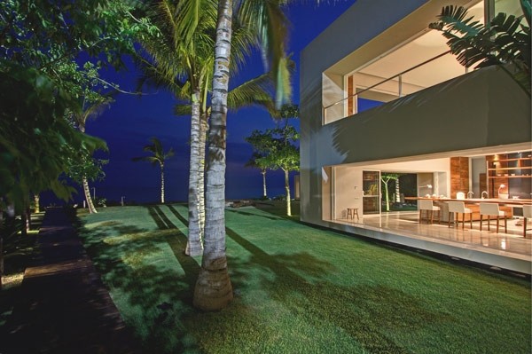 墨西哥現代別墅引領小島般生活