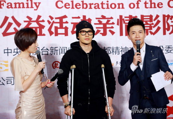 �S������(f��)������������㸸ĸ���Ӱ