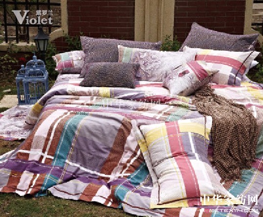 紫羅蘭花香彌漫春意姍然而來