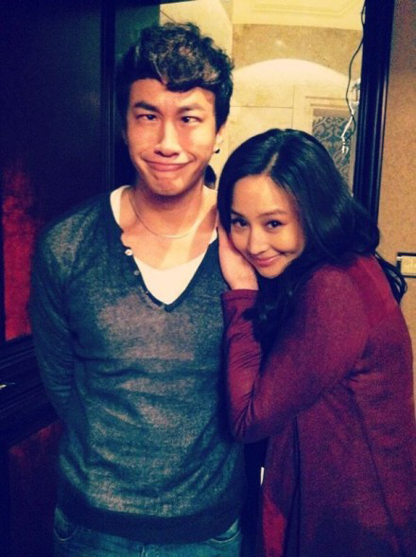 微電視劇《樂俊凱》片場何潤東對張鈞甯“痛下狠手”