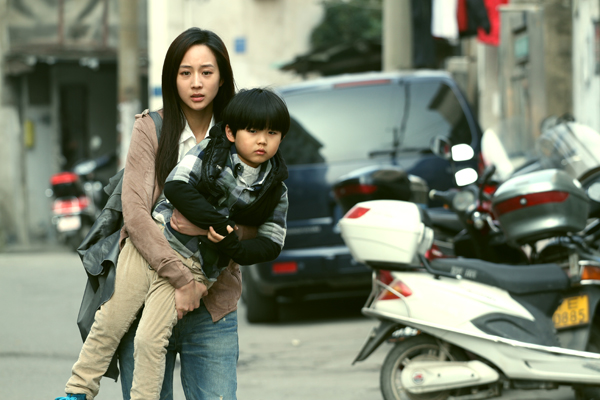 微電視劇《樂俊凱》片場何潤東對張鈞甯“痛下狠手”