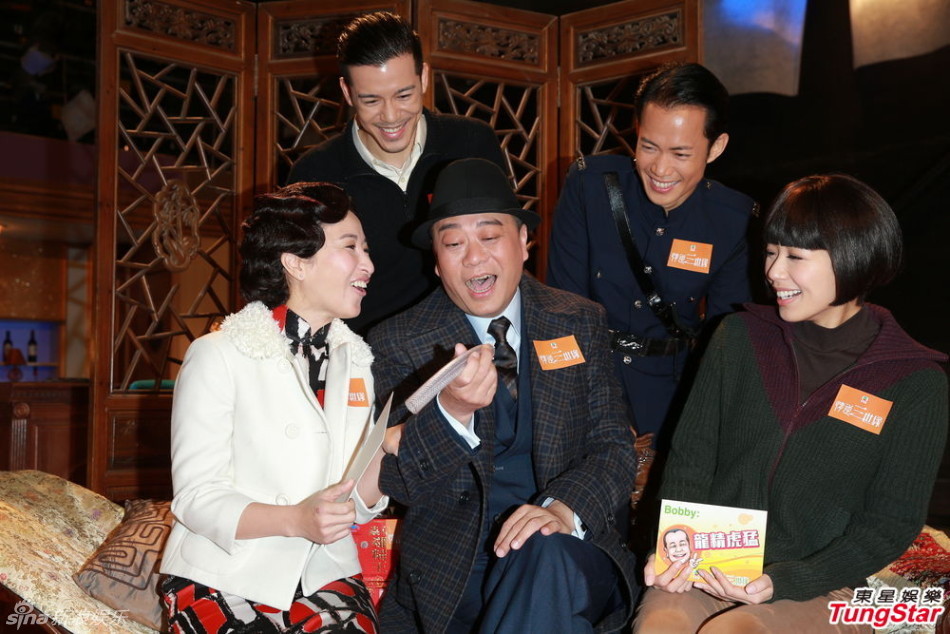 歐陽震華復工與關詠荷等合影