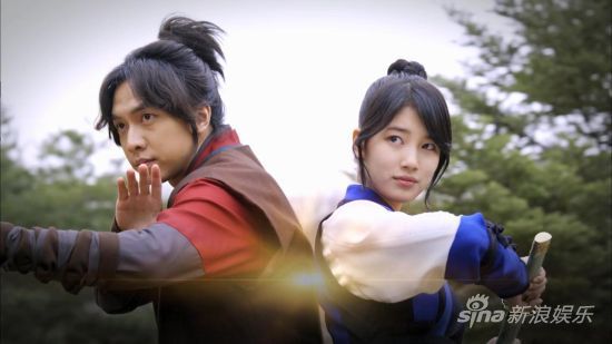 《九家之書》秀智變清純女俠展劍術