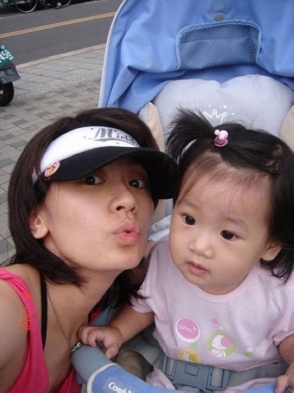 趙薇領銜娛樂圈少婦誰最有氣質