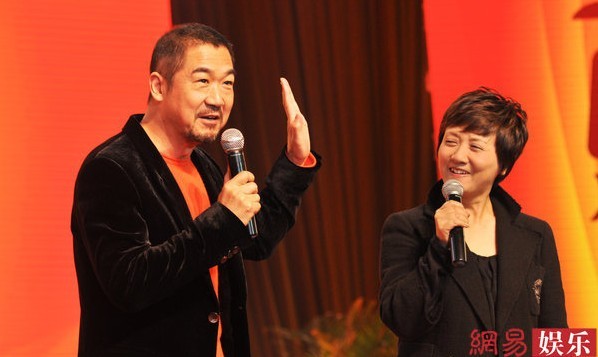 張國立鄧婕出席代言活動