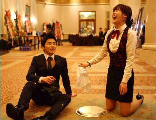 ���������ġ���Ƭ����IU�������_��