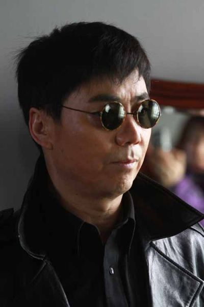 《捍衛(wèi)者》央八熱播范明向蕭薔求婚