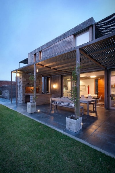 石屋也溫馨意想不到的奇特住宅