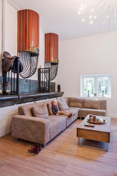 荷蘭三百年老馬廄新生住宅