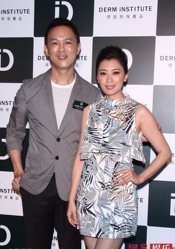 賈靜雯出席公益活動 聞前夫變臉