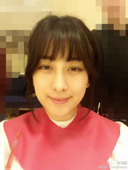 孔令輝女友曬美照馬蘇自稱"馬漂亮"