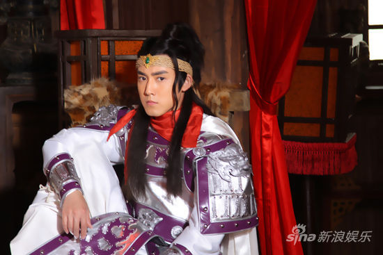 ������Ӣ��3���؄��Տ���F(xi��n)�b�x��